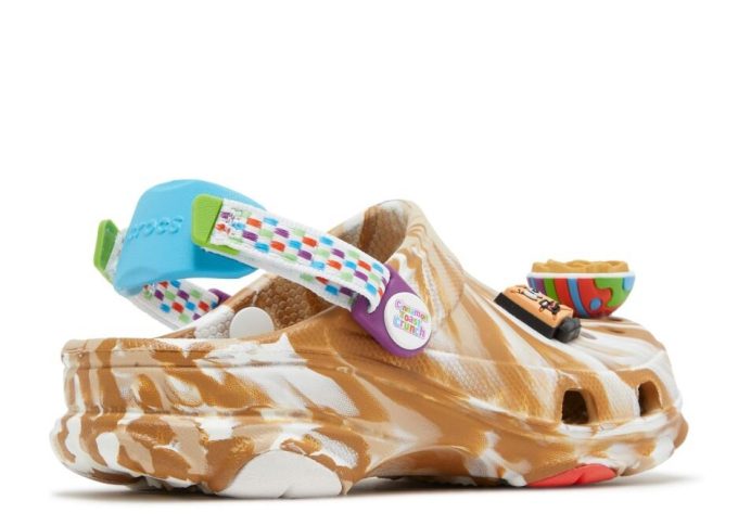 Cinnamon Toast Crunch x Classic All-Terrain Clog Kleinkind