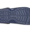 Crocs 2 Flache Sandalen in Tiefblau 205619-410