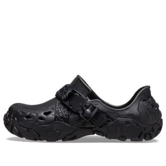 Crocs All-Terrain Atlas „Schwarz“ 208173-060