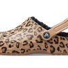 Crocs Baya gefütterte Clog-Hausschuhe mit Leopardenmuster, 205975-98R