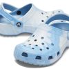 Crocs Classic Clog Pattern Crocs Unisex Blaue Sandalen A205453-44O