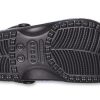Crocs Classic Clog Pattern Schwarze Sandalen 206565-066