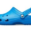 Crocs Classic Cog Beach Blaue Sandalen 10001-4JL