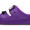 Crocs Classic Cozzzy Sandale „McDonald’s Grimace“ 209392-510