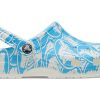 Crocs Classic Duke Print Clogs „Blau Weiß“ 210003-4OX