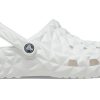 Crocs Classic Geometric Clog „Weiß“ 209563-100