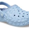 Crocs Classic Lined Geometric Clogs „Blau“ 210069-4NS