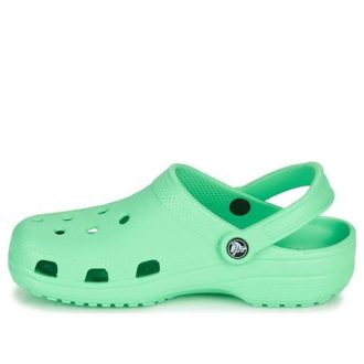 Crocs Classic Outdoor Sport-Hausschuhe mit flachem Absatz, Grün, 10001-3U3