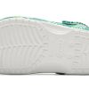 Crocs Classic Tropical Clog Klassische Sandalen in Camouflage-Grün, 207179-94S