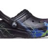 Crocs (GS) Klassischer Clog mit Flaumfutter „Black Lightning“ 207322-0C4