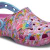 Crocs (GS) x Lisa Frank Classic Clogs „Pink Blue“ 208826