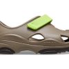 Crocs (PS) All Terrain Fisherman Sandalen „Beige Grün“ 208351-260