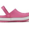 Crocs (PS) Crocband Bold Logo Outdoor Flacher Absatz Minimalistische Sport-Sandalen in Rosa 206022-65Y