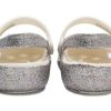 Crocs (PS) Outdoor Flache Ferse Glänzende Sport-Sandalen in Silber 206370-93R
