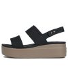 Crocs (WMNS) Brooklyn Schwarze Sandalen mit dicker Sohle „Schwarz“ 206453-07H