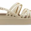Crocs (WMNS) Brooklyn Strappy Low Wedge „Bone“ 206751-2Y2