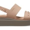 Crocs (WMNS) Brooklyn Studded Low Wedge „Cork Mushroom“ 209254-2DH