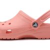 Crocs (WMNS) Classic Clog Outdoor Strand Sport Hausschuhe Rosa 10001-737