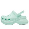 Crocs (WMNS) Classic Clog Retro Sandalen mit dicker Sohle, Mintgrün, 206302-3TI