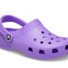 Crocs (WMNS) Classic Clogs „Lila“ 10001-5AJ