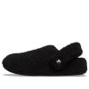Crocs (WMNS) Classic Cozzzy Slipper „Schwarz“ 209386-001