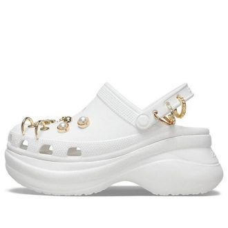 Crocs (WMNS) Clog Outdoor Classic Sportsandalen Weiß 207389-103