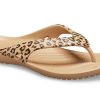 Crocs (WMNS) Kadee ll Flip-Flops mit Leopardenmuster Braun 206398-98R