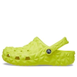 Crocs (WMNS) Klassische geometrische Clogs „Grün“ 209563-76M