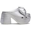 Crocs (WMNS) Siren Metallic Bow Clogs „Silber“ 210050-0P1