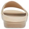 Crocs (WMNS) Sloane Shine Low Slide Minimalistische, lässige, flache Hausschuhe in Braungoldfarbe „Brown Gold“ 206921-212