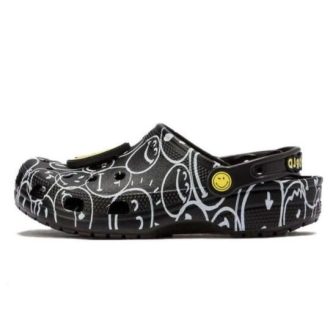 Crocs (WMNS) Smiley World Classic Clogs „Schwarz Weiß Gelb“ 873137