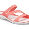 Crocs (WMNS) Soft Sole Cozy Sports Rote Sandalen 203998-6SL