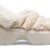 Crocs (WMNS) Stomp Quilted Clogs „Stucco“ 208938-160