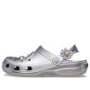 Crocs x Kenny Scharf Classic Clog „Silber“ 209487-040