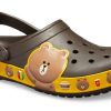 Crocs x Line Friends Beach Braune Unisex-Sandalen 205791-206