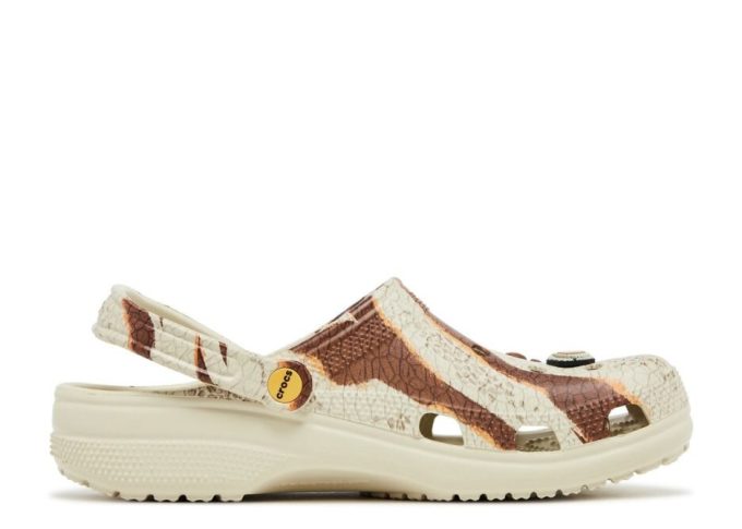 Jurassic World x Classic Clog „Bone“