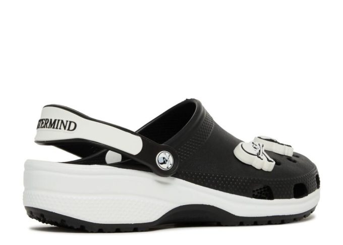 Mastermind Japan x Classic Clog „Schwarz Weiß“