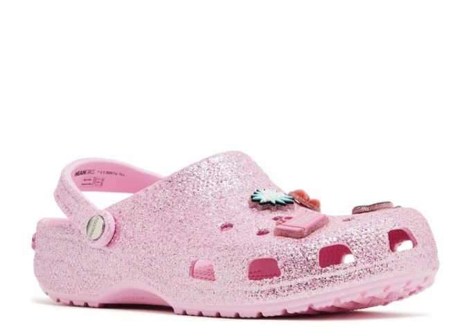 Mean Girls x Klassischer Clog „Mittwochs tragen wir Pink“