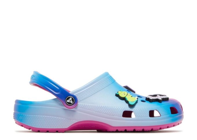 Palace x Rapha x Classic Clog „Education First“