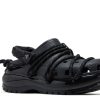 Rauw Alejandro x Mega Crush Clog „Schwarz“