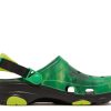Ron English x All-Terrain Clog „Area 54 – Green Galaxy“