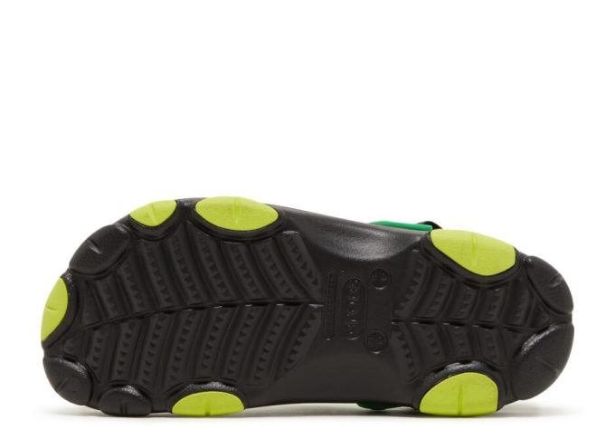 Ron English x All-Terrain Clog „Area 54 – Green Galaxy“