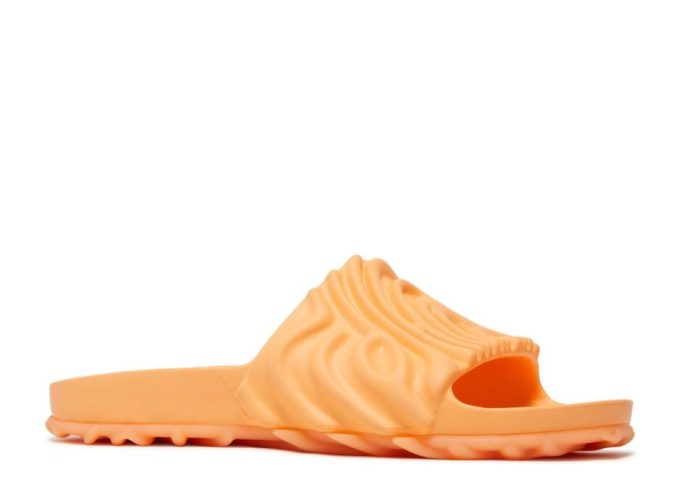 Salehe Bembury x Pollex Slide „Citrus Milk“