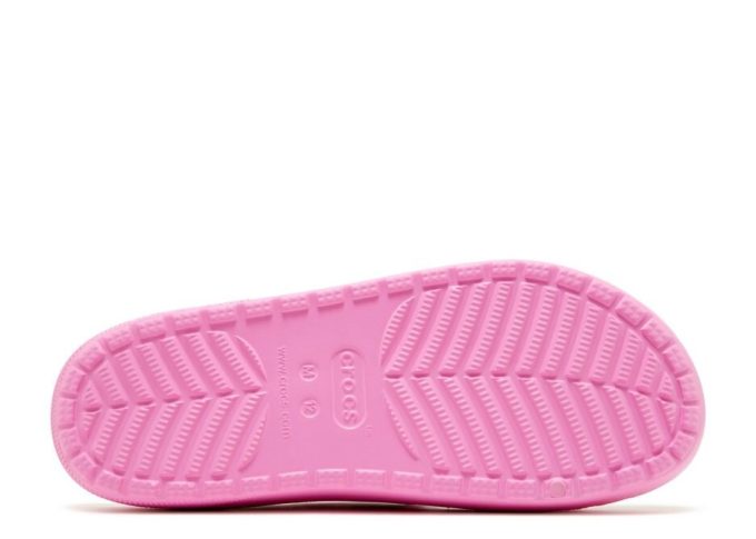 Saweetie x Classic Cozzzy Sandale „Taffy Pink“